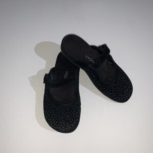 Vionic Shoes Womens Size 7 Black Lidia Mary Jane Clog Mule Comfort Orthotic
